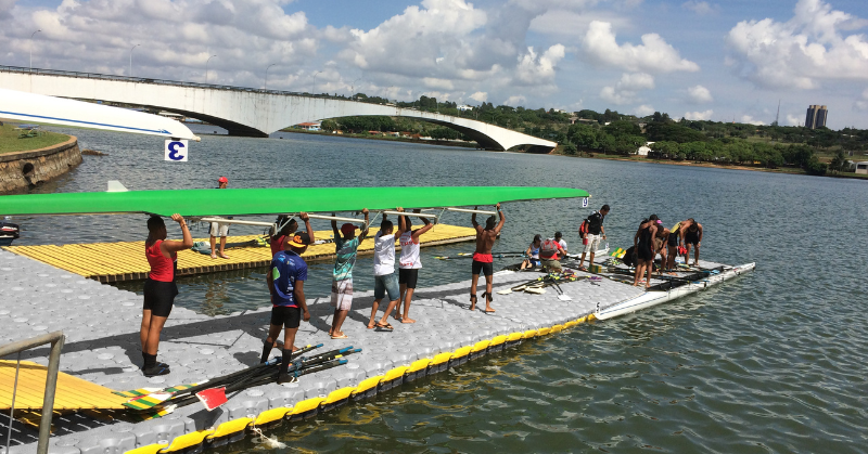 pier-flutuante-canoagem